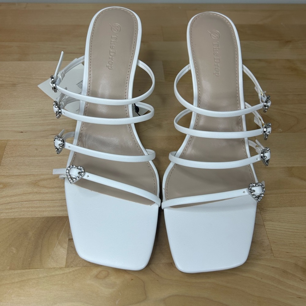 The Drop White Strappy Mule Heels Size 9.5 Crystal Heart Accent Sandals